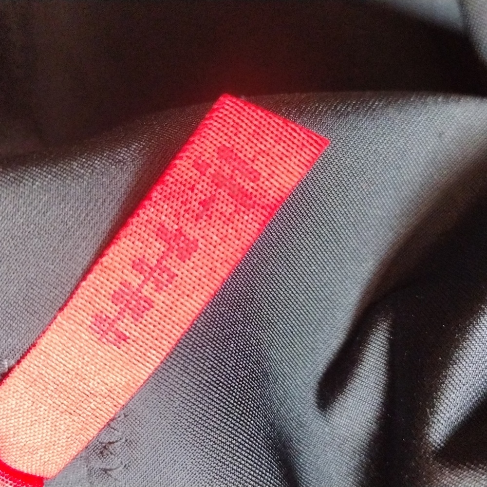 Spanx Simplicity Double V-Neck L - image 5